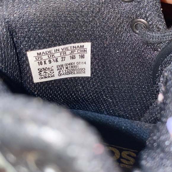 Jeremy Scott Adidas - Picture 5 of 5